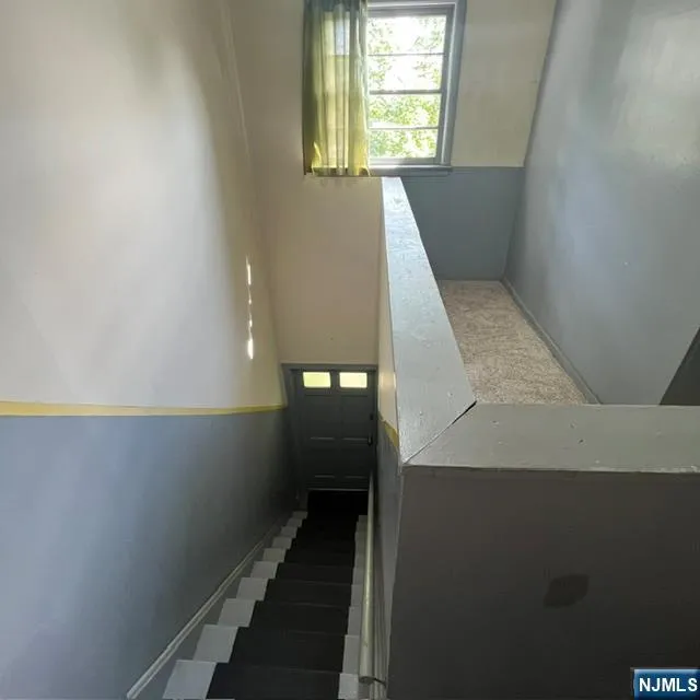51 Clinton Avenue Bergenfield, NJ 07621