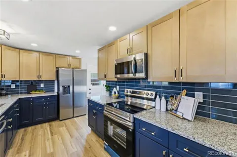 2725 Skyline Drive