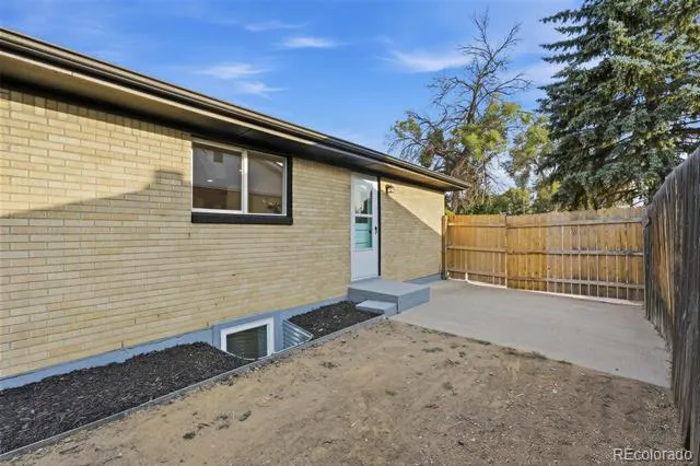 2725 Skyline Drive Westminster, CO 80030