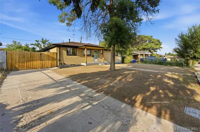 2725 Skyline Drive Westminster, CO 80030