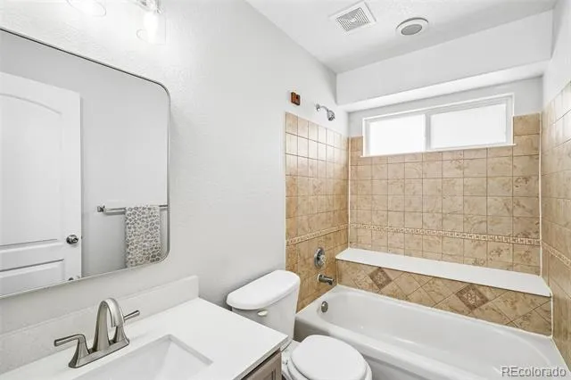 9915 E 112th Way Henderson, CO 80640