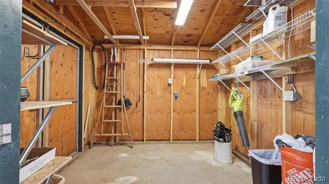 256 Navajo Road Weldona, CO 80653