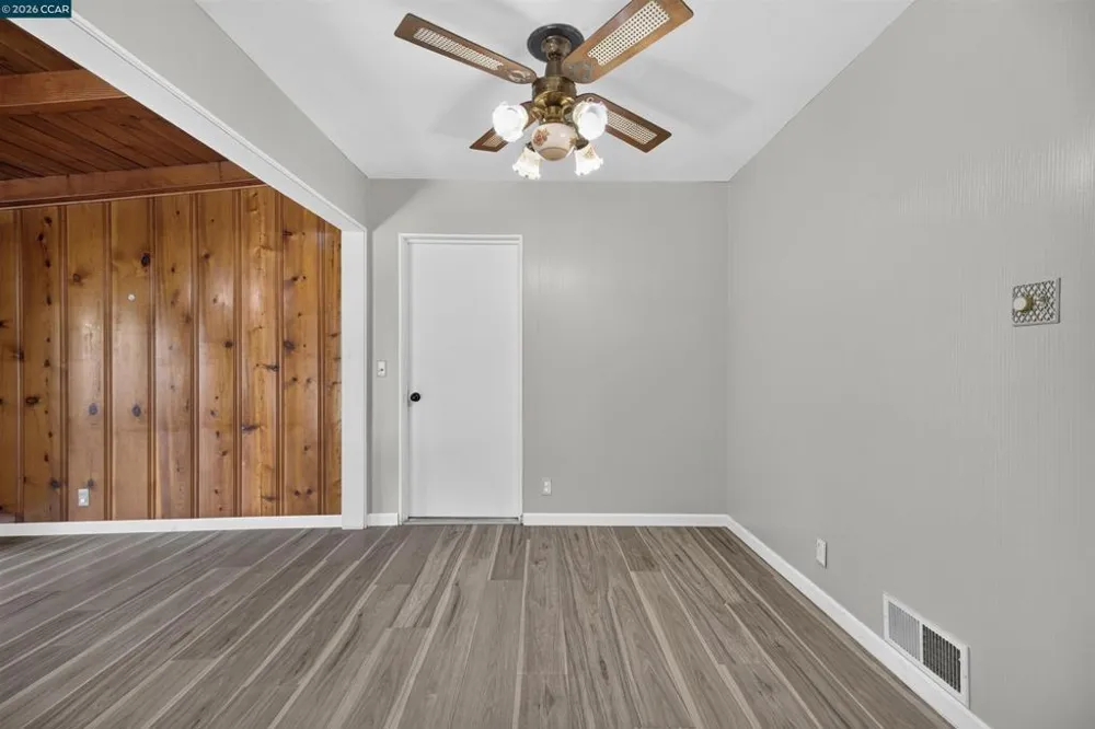 105 W 15Th St Antioch, CA 94509