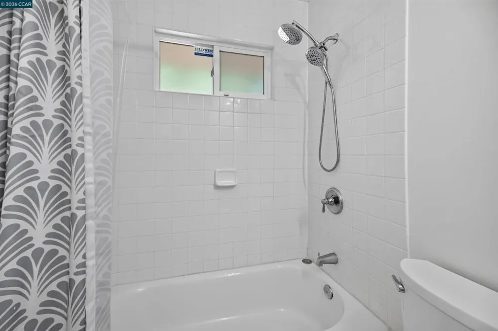 105 W 15Th St Antioch, CA 94509