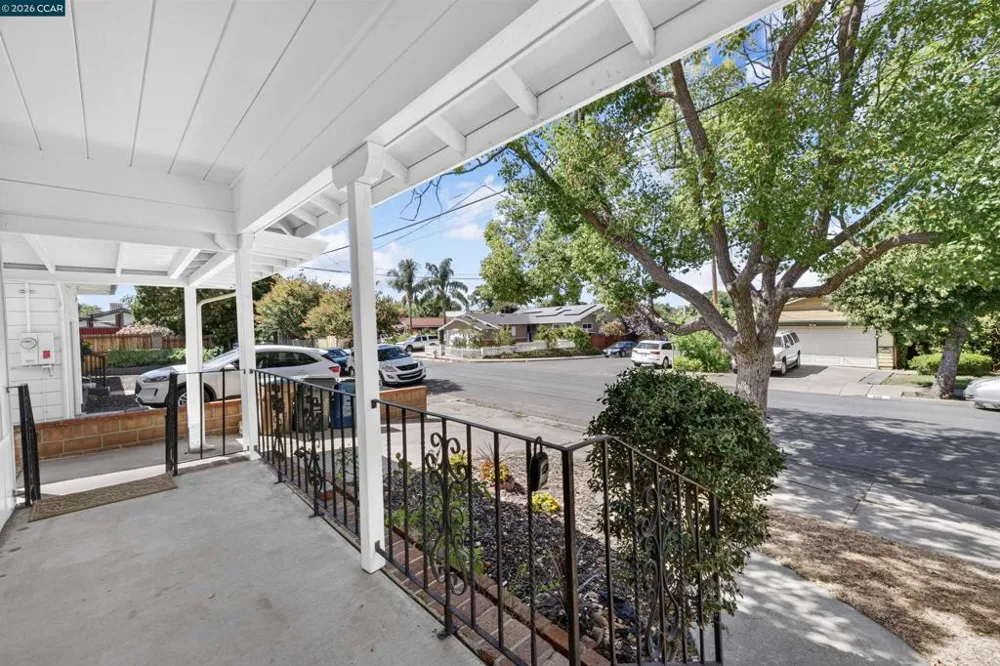 105 W 15Th St Antioch, CA 94509
