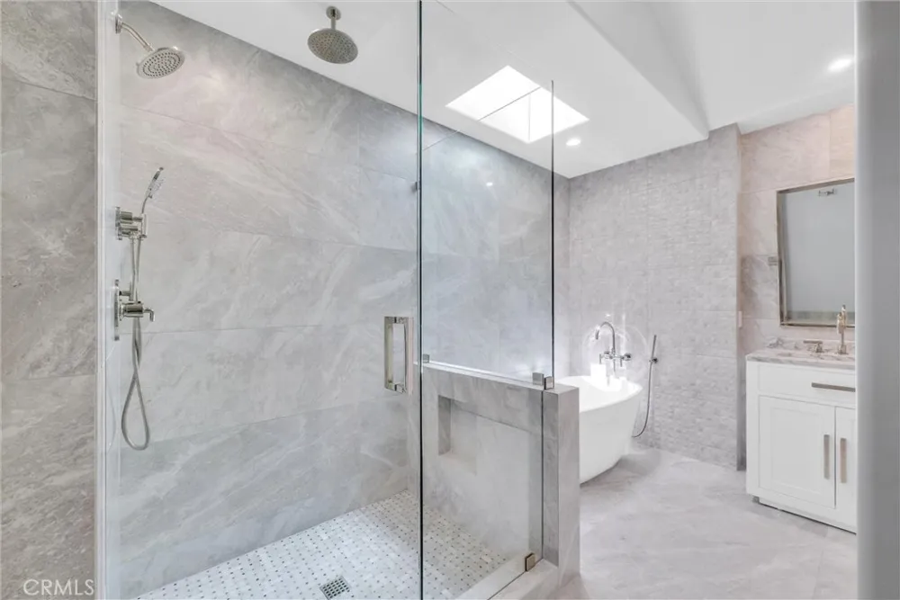 11 Roma Court Newport Coast, CA 92657
