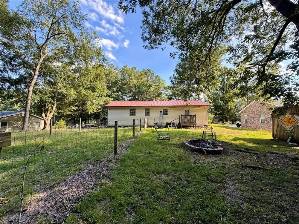 322 Circle Drive Calhoun, GA 30701