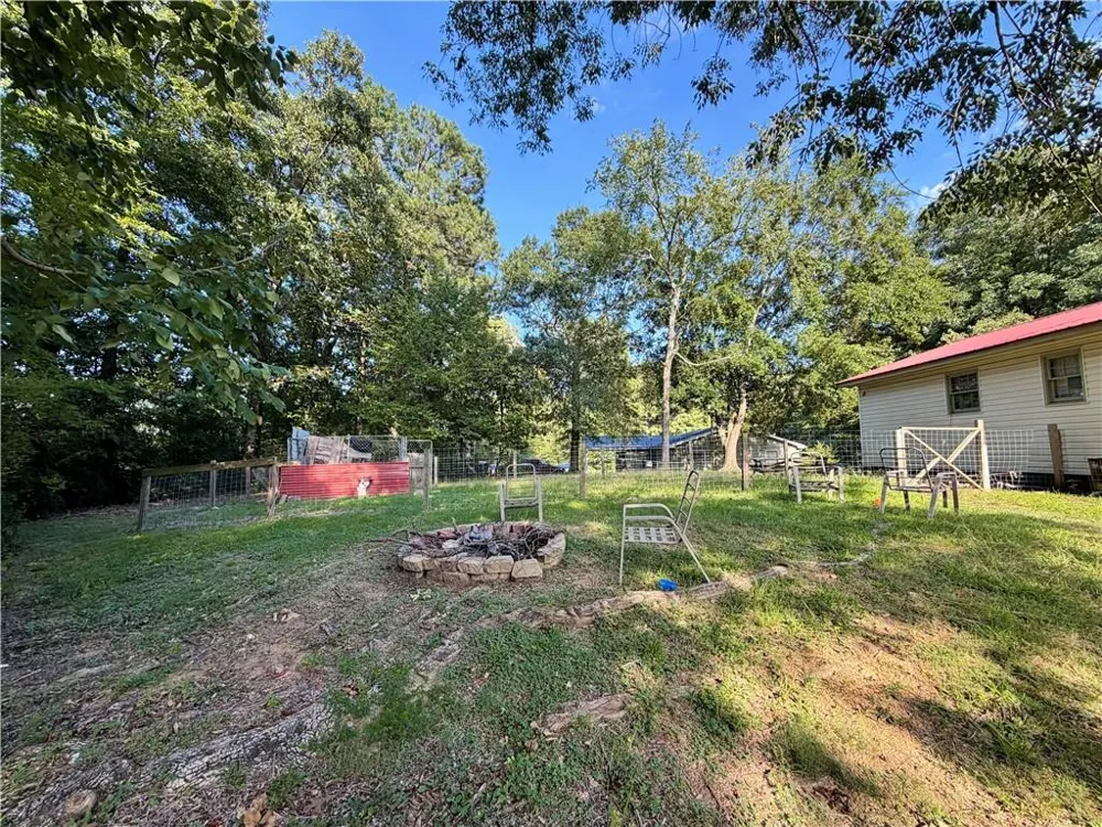 322 Circle Drive Calhoun, GA 30701
