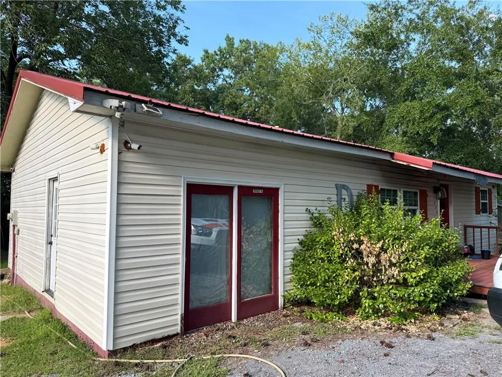 322 Circle Drive Calhoun, GA 30701