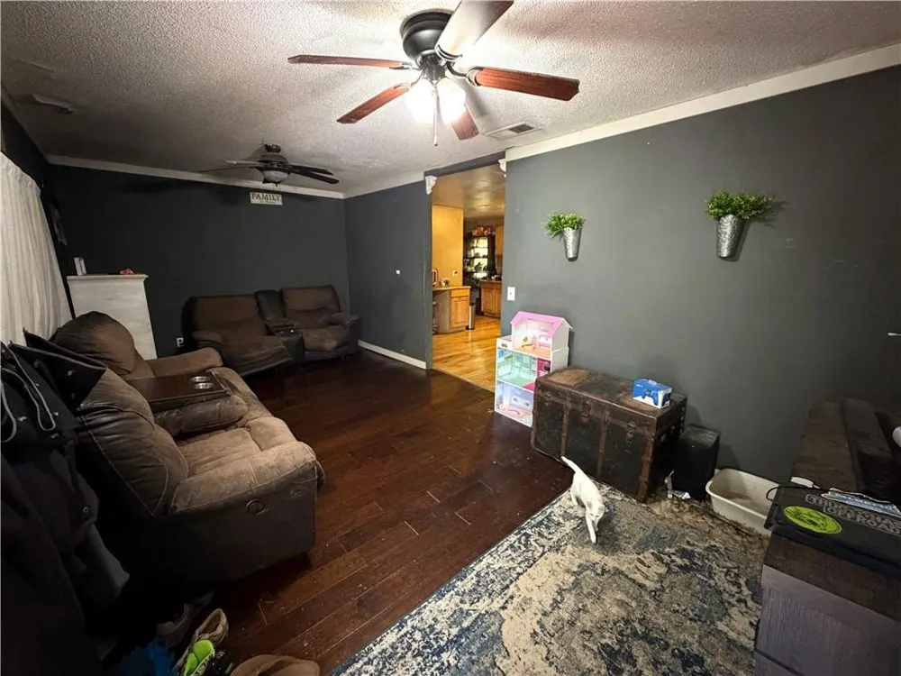 322 Circle Drive Calhoun, GA 30701