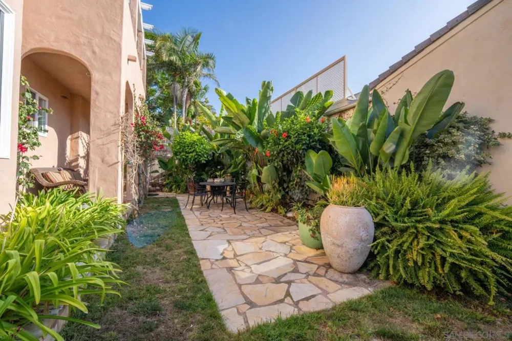 7343 Eads Ave La Jolla, CA 92037