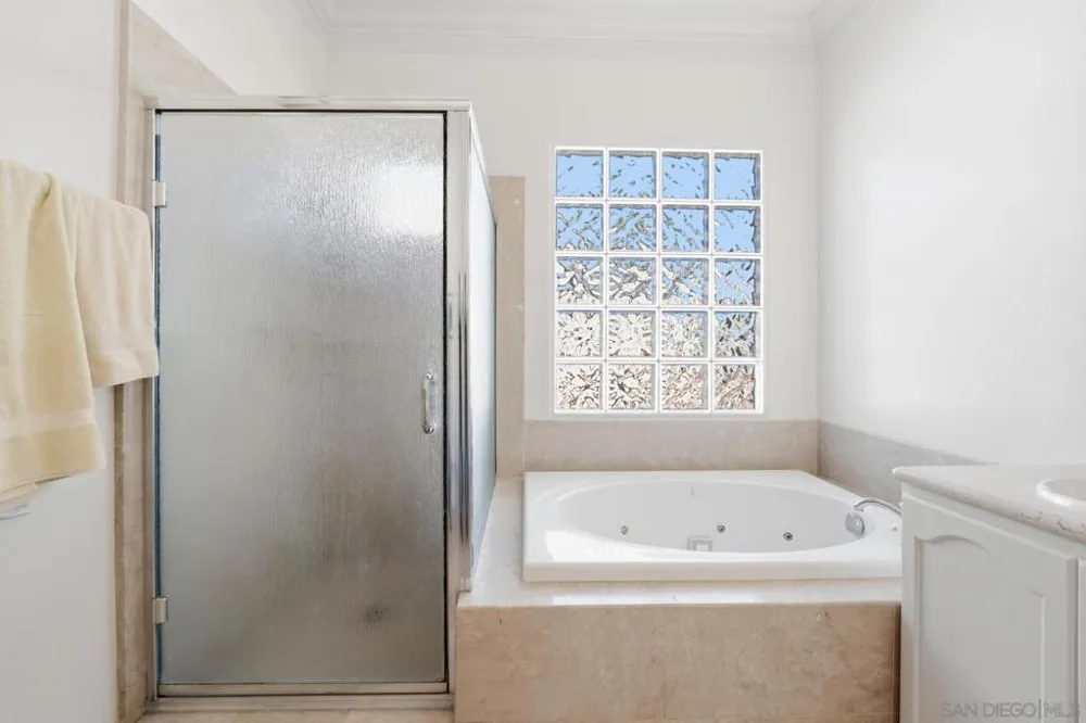 7343 Eads Ave La Jolla, CA 92037