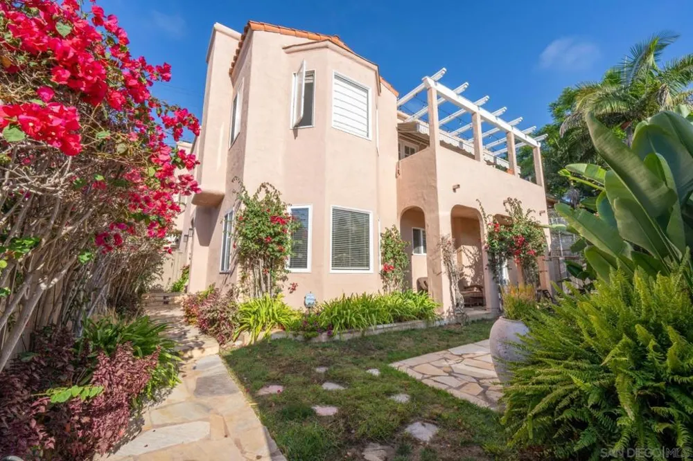 7343 Eads Ave La Jolla, CA 92037