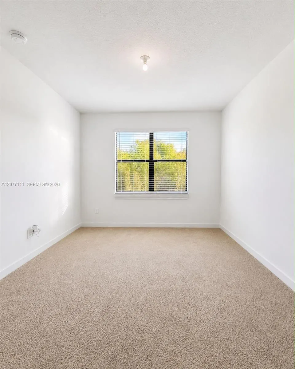 8740 SW Kanner Oaks Dr Stuart, FL 34997