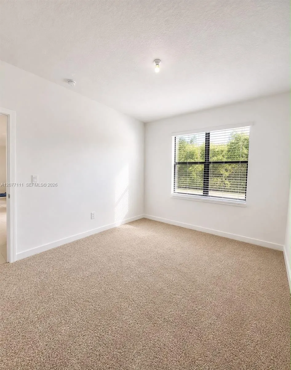 8740 SW Kanner Oaks Dr Stuart, FL 34997