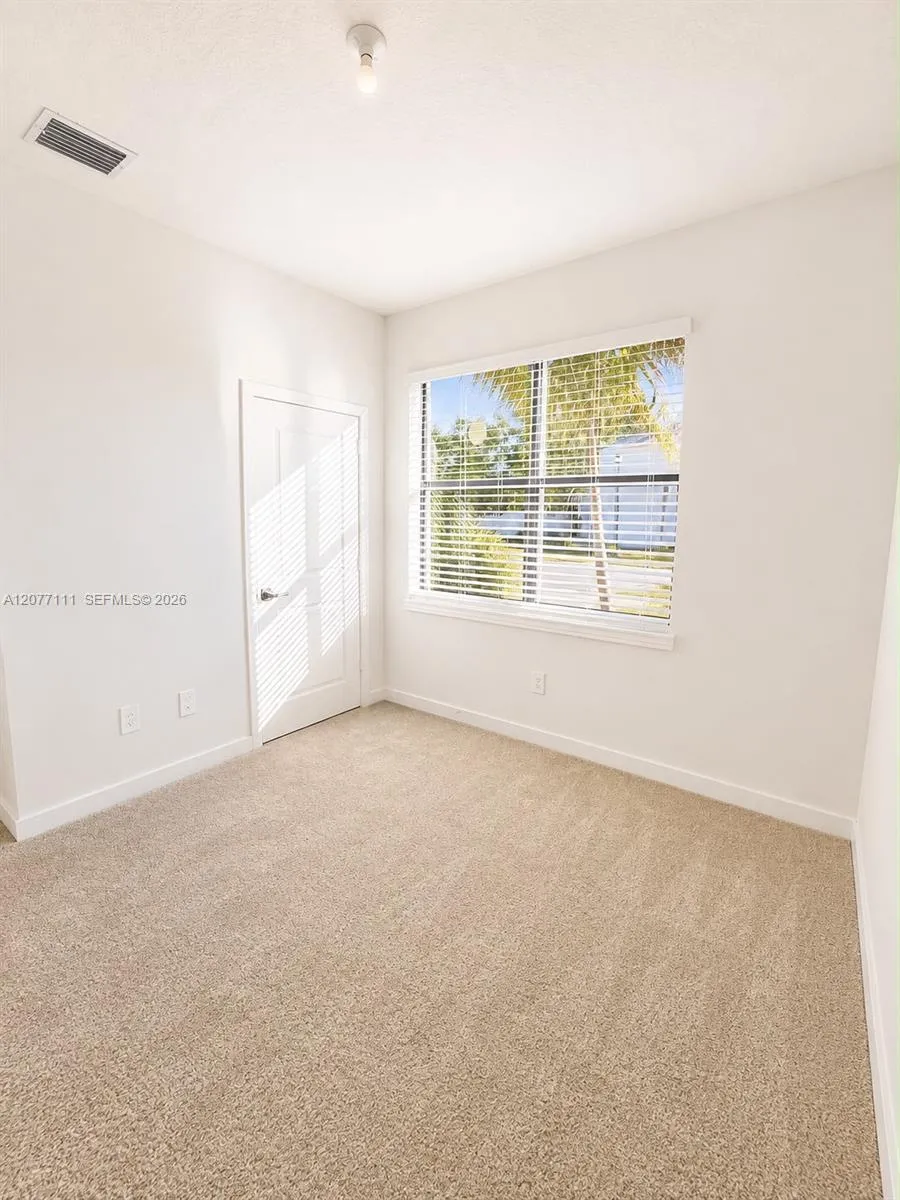 8740 SW Kanner Oaks Dr Stuart, FL 34997