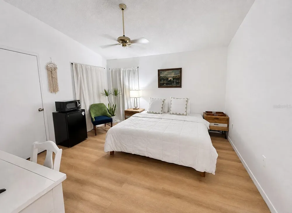 3200 QUEEN PALMS COURT Kissimmee, FL 34747