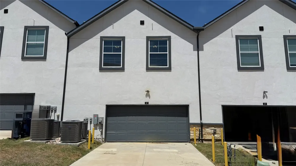 247 Mule Deer Mews Frisco, TX 75068