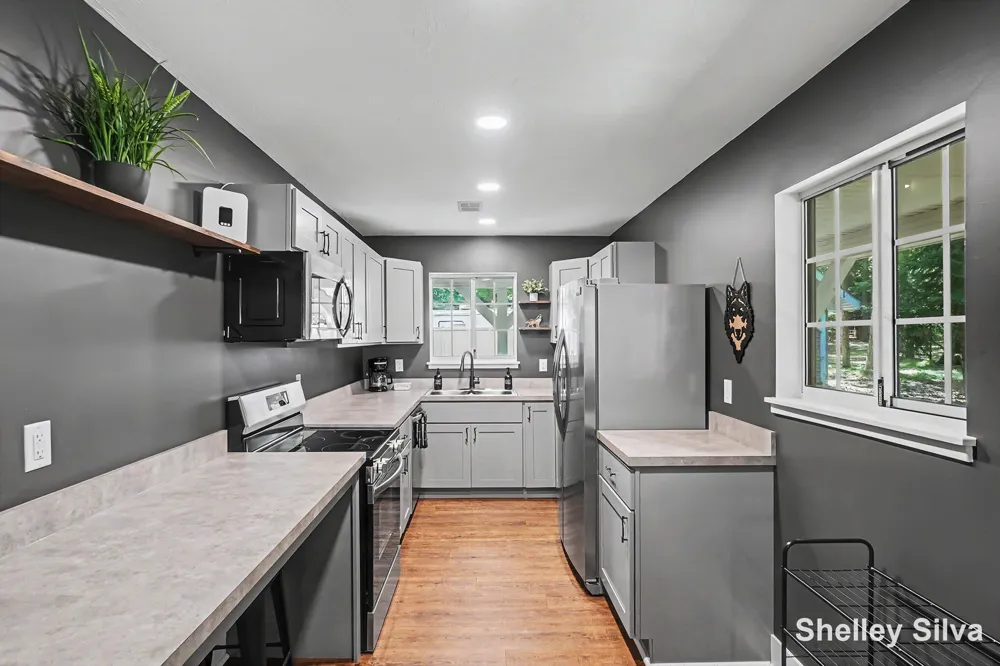 2121 Wolf Lake Drive Baldwin, MI 49304