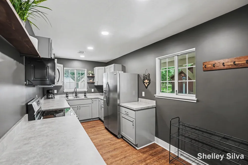 2121 Wolf Lake Drive Baldwin, MI 49304