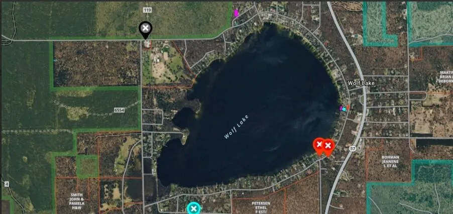 2121 Wolf Lake Drive Baldwin, MI 49304