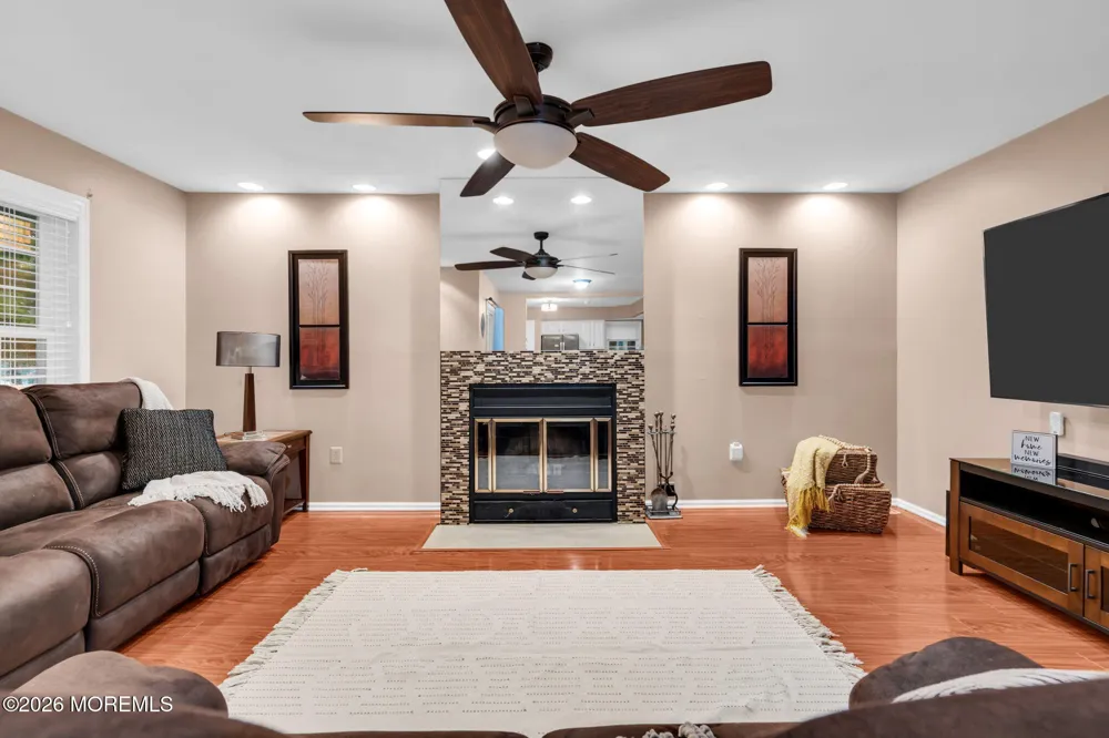 17 Betsy Ross Drive Monroe, NJ 08831