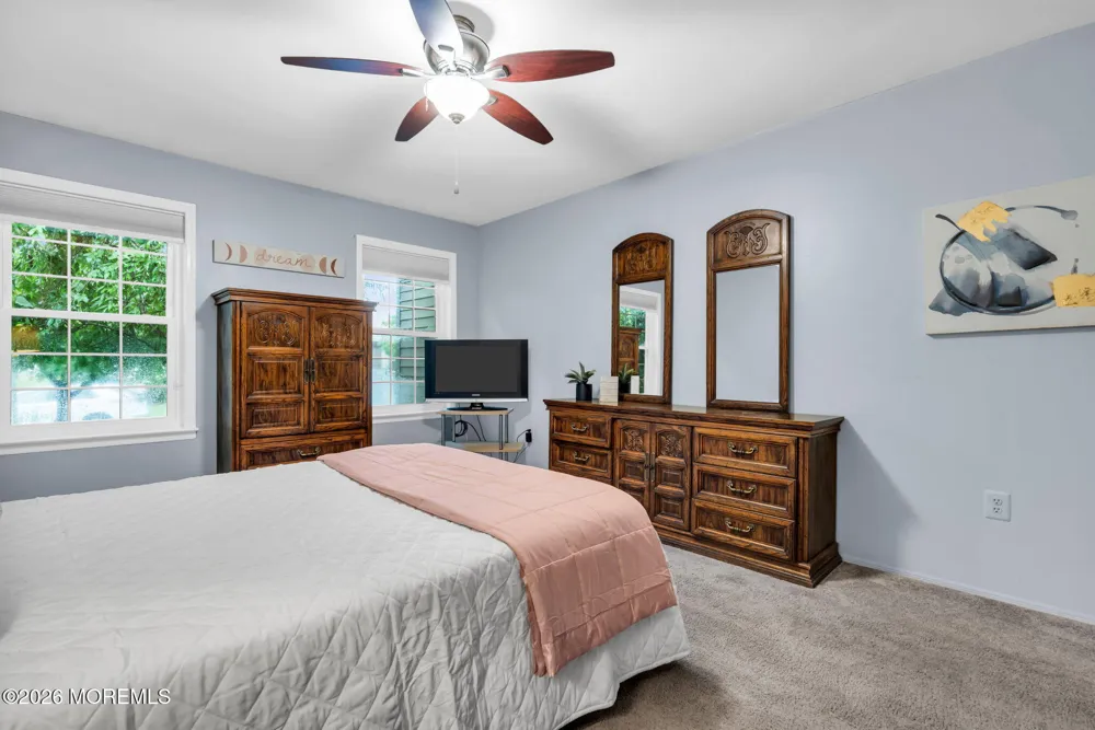 17 Betsy Ross Drive Monroe, NJ 08831