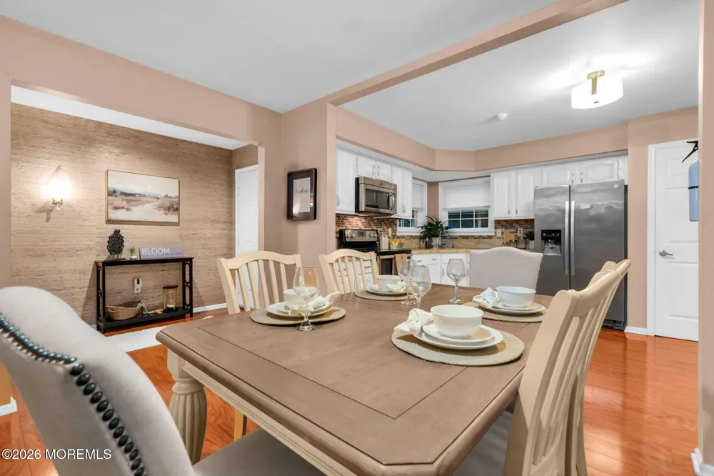 17 Betsy Ross Drive Monroe, NJ 08831