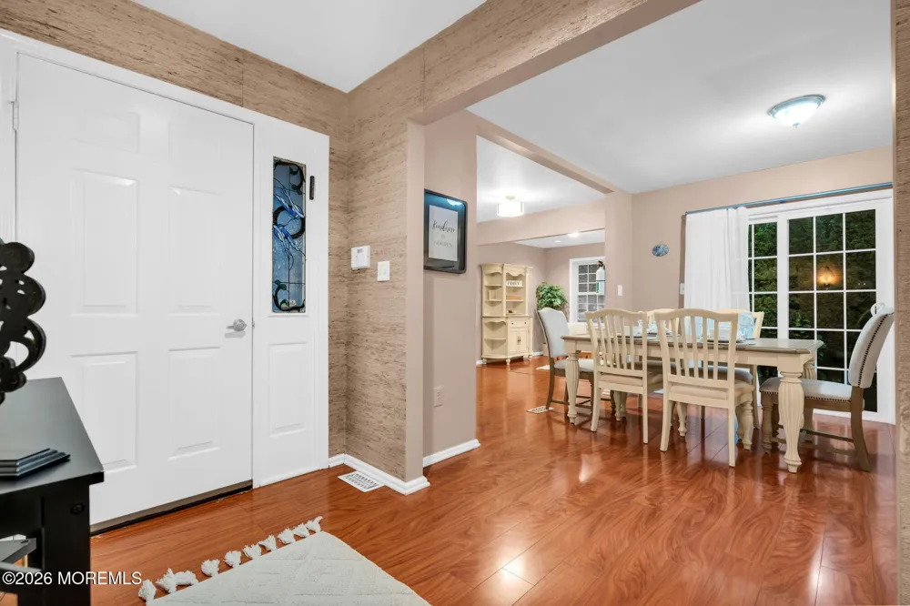 17 Betsy Ross Drive Monroe, NJ 08831