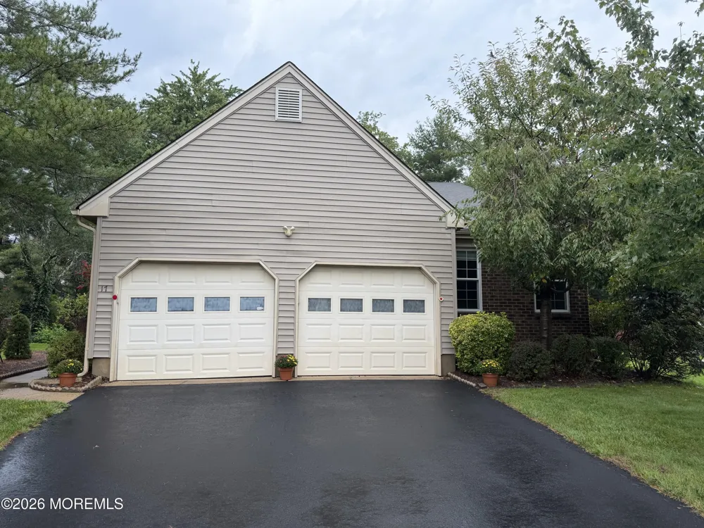 17 Betsy Ross Drive Monroe, NJ 08831
