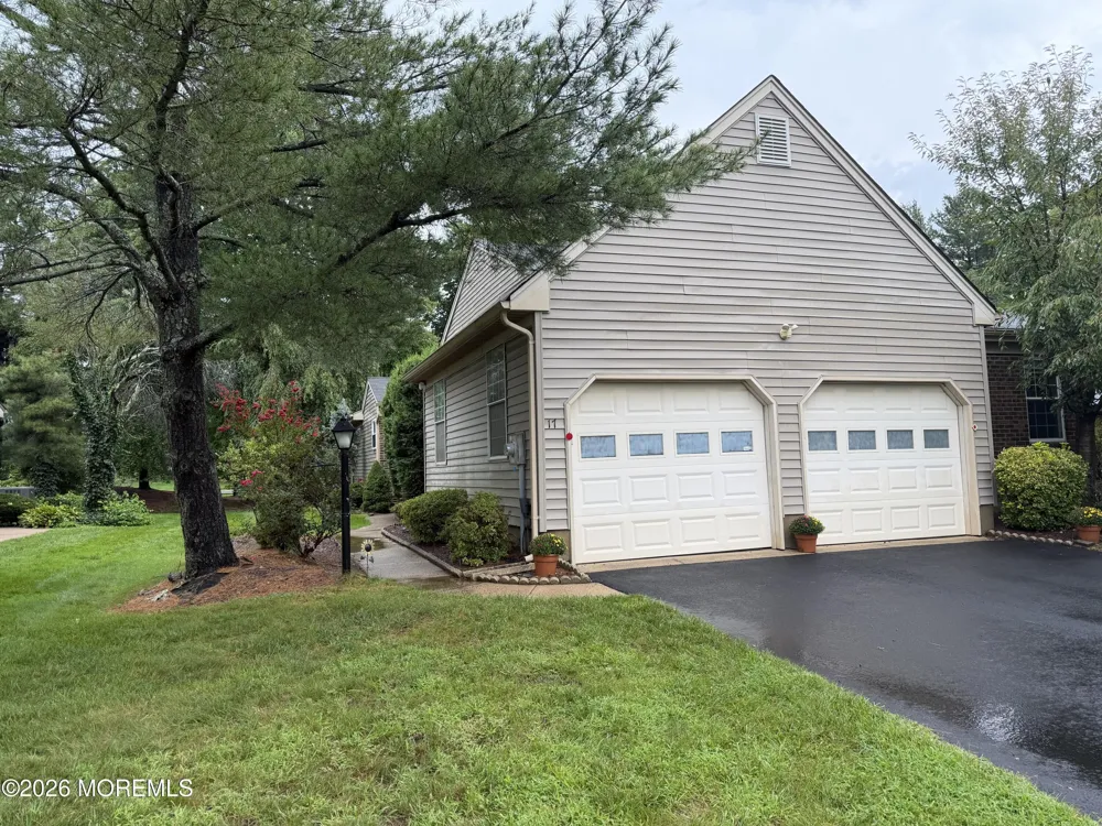 17 Betsy Ross Drive Monroe, NJ 08831