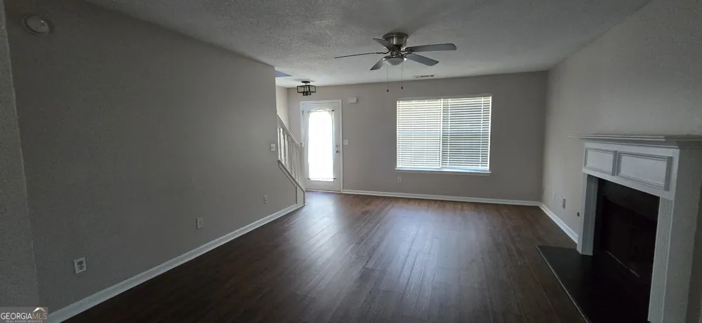 3644 Caseys CV Ellenwood, GA 30294