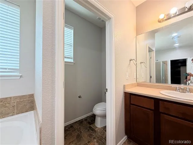22517 E Layton Circle Aurora, CO 80015