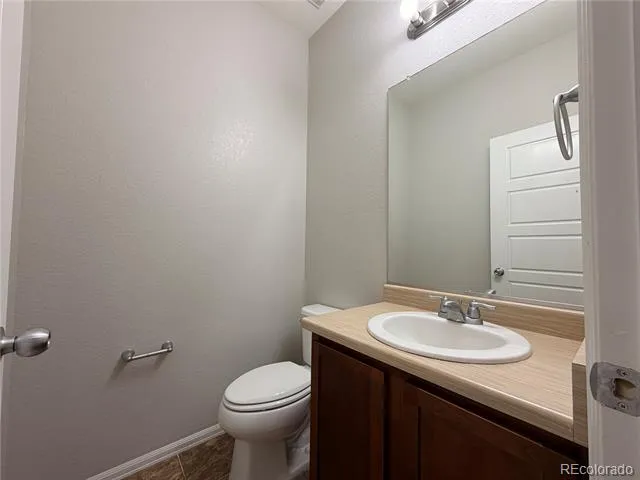 22517 E Layton Circle Aurora, CO 80015