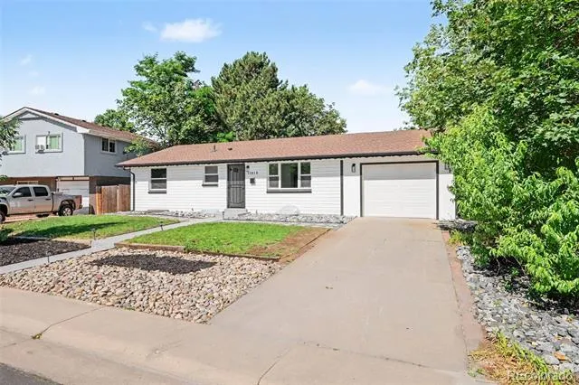 11915 E Arizona Drive Aurora, CO 80012