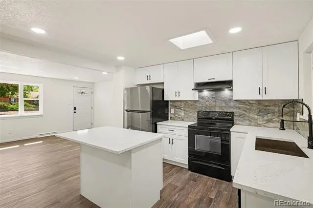 11915 E Arizona Drive Aurora, CO 80012