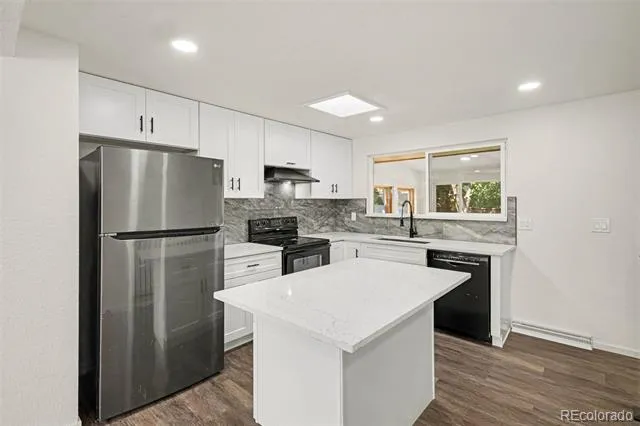 11915 E Arizona Drive Aurora, CO 80012