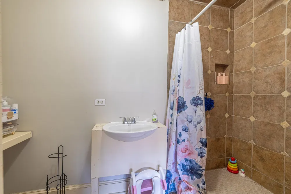 1806 Linda Lane Pasadena, TX 77502