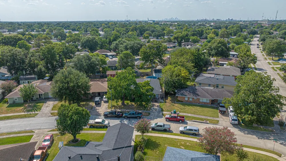 1806 Linda Lane Pasadena, TX 77502