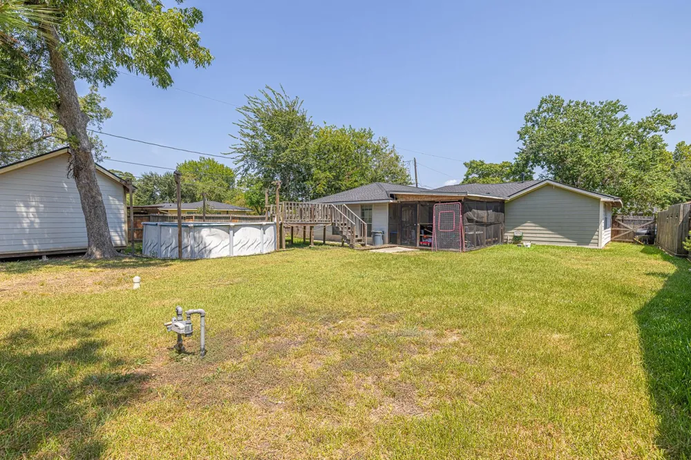 1806 Linda Lane Pasadena, TX 77502