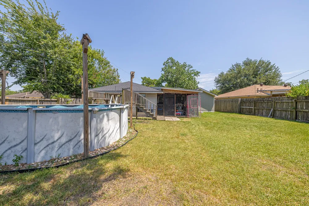 1806 Linda Lane Pasadena, TX 77502