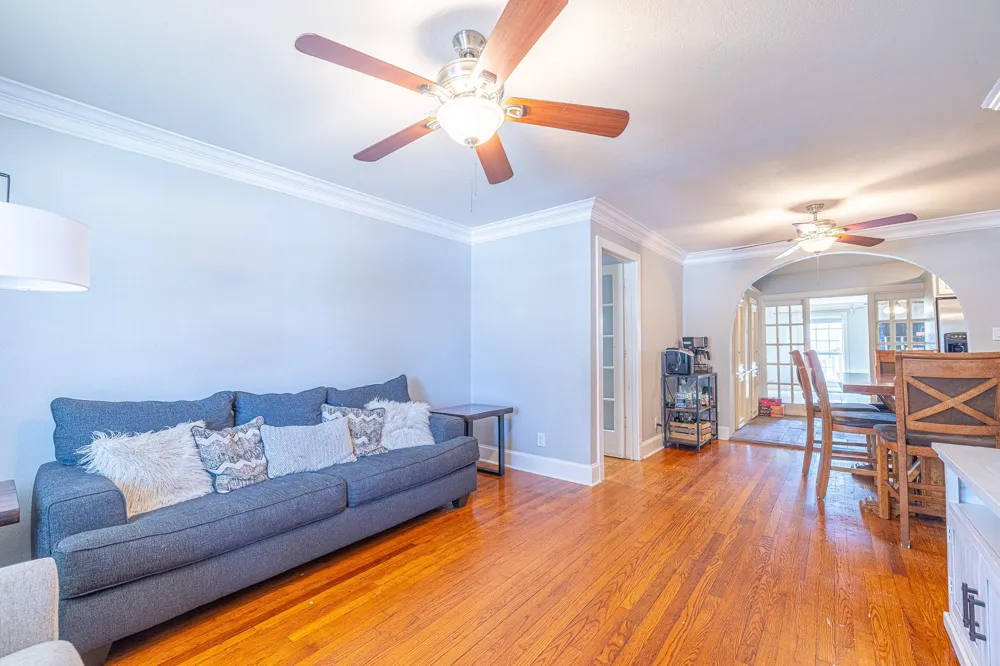 1806 Linda Lane Pasadena, TX 77502