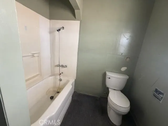 14214 Main unit C Hesperia, CA 92345