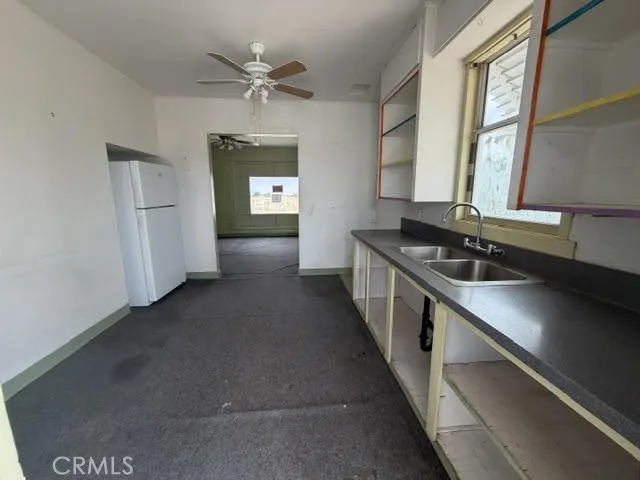 14214 Main unit C Hesperia, CA 92345