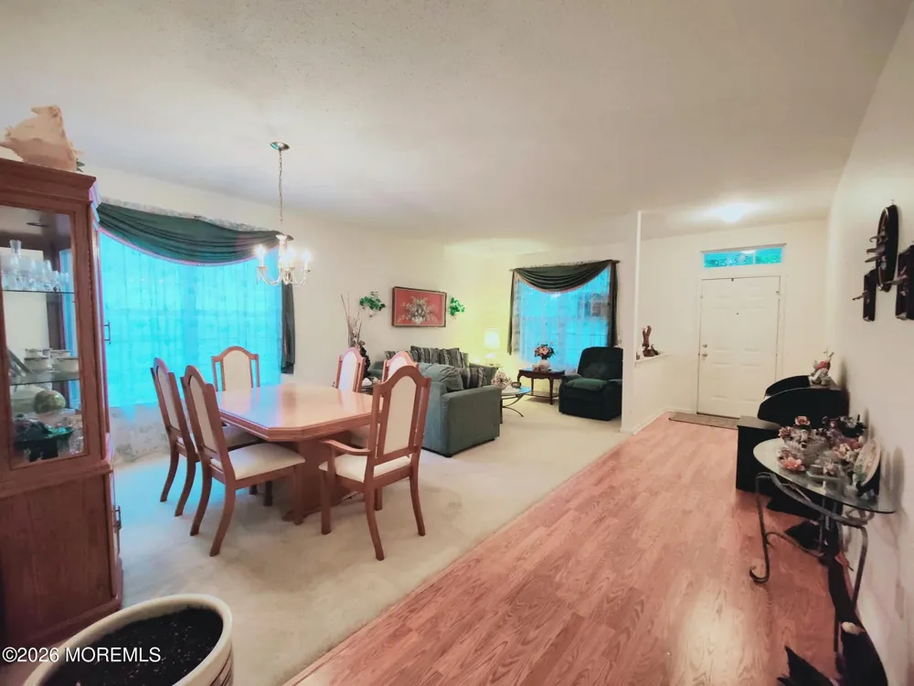 61 Robin Lane Barnegat, NJ 08005