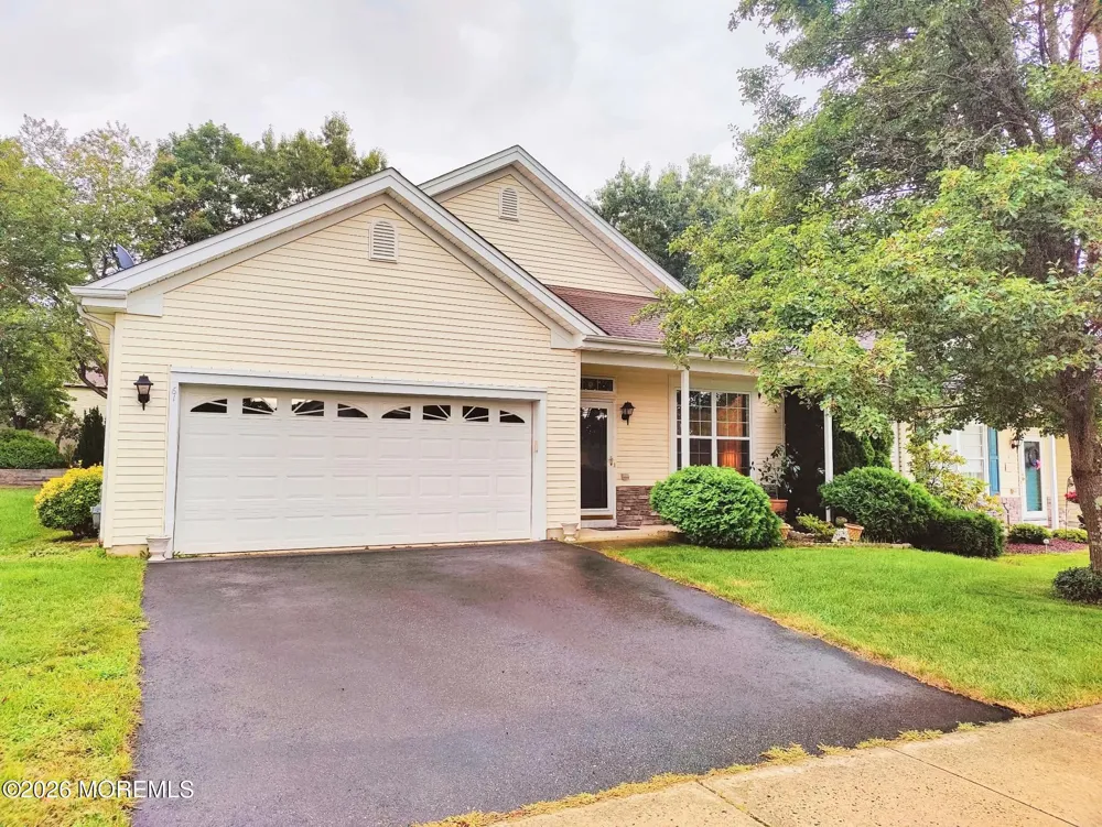 61 Robin Lane Barnegat, NJ 08005