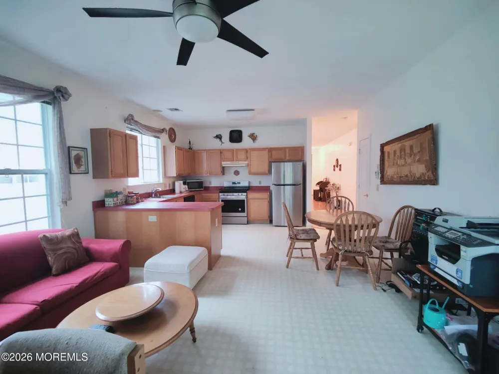 61 Robin Lane Barnegat, NJ 08005