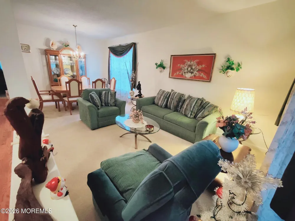 61 Robin Lane Barnegat, NJ 08005