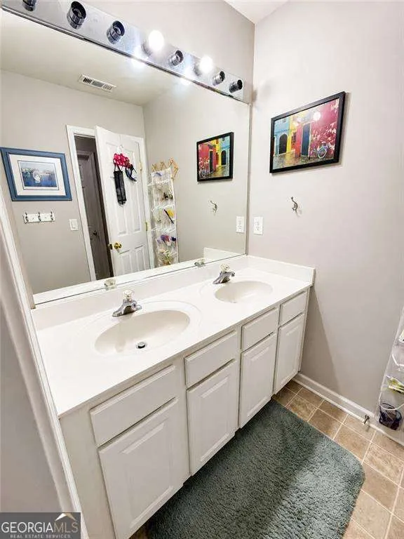 1423 Lady Slipper CT NW Kennesaw, GA 30152