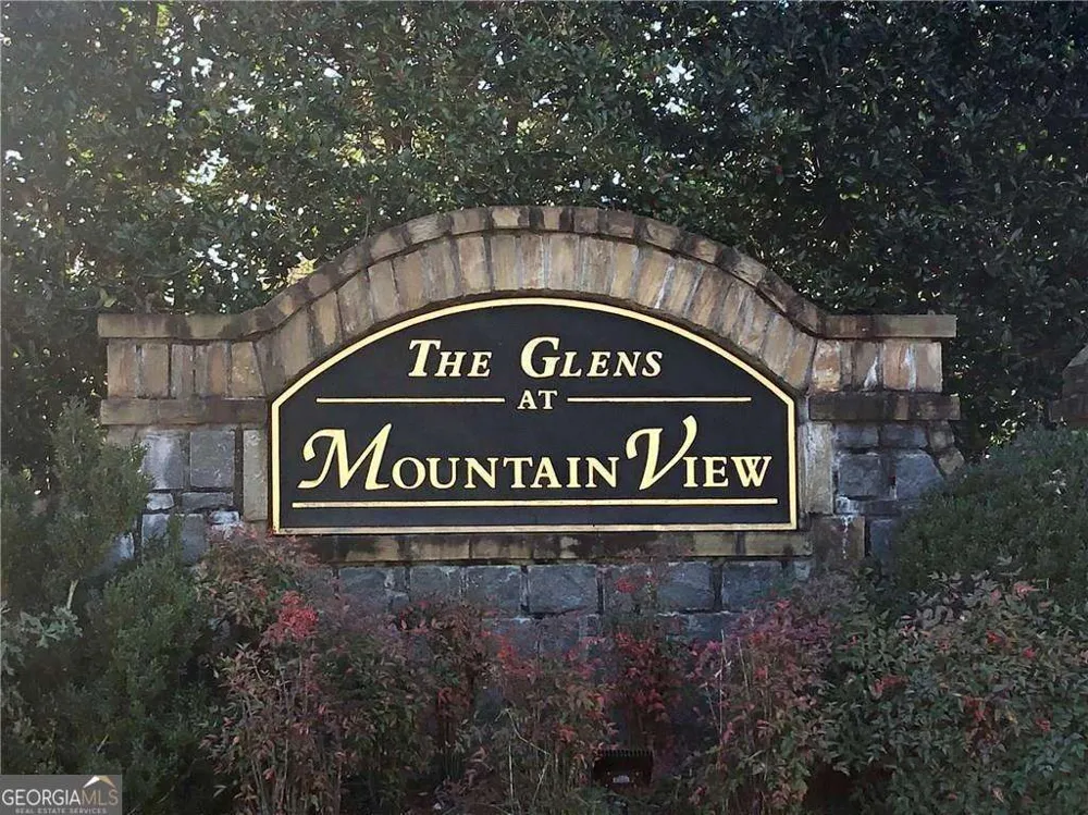 1423 Lady Slipper CT NW Kennesaw, GA 30152